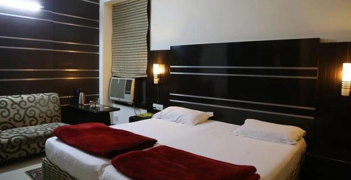 Oyo 13541 Otani Hotel دلهي المظهر الخارجي الصورة